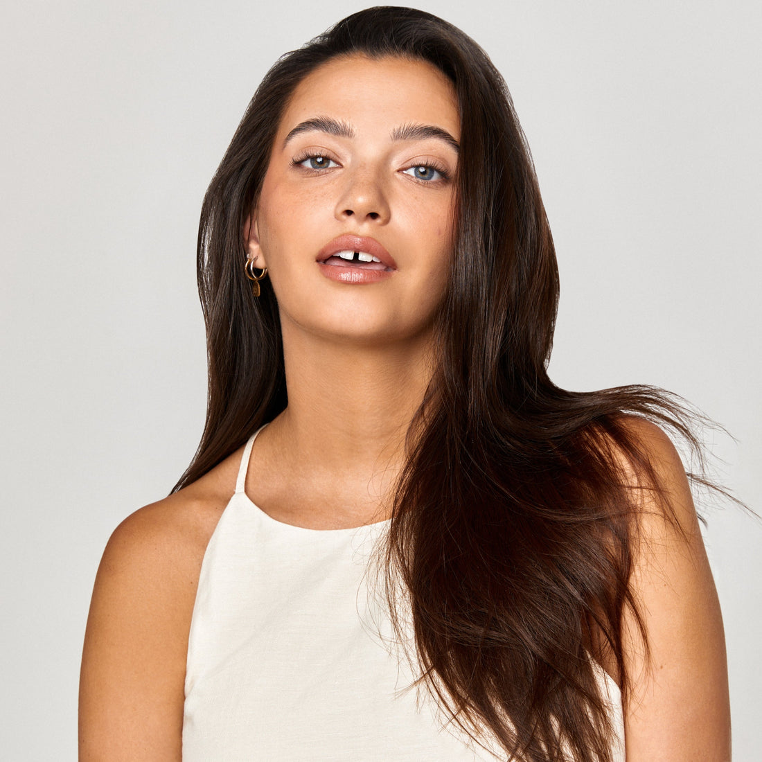 VoCÊ | Natural Hydrating Shampoo for Dry, Frizzy Hair | Moisture-Infused Vegan Shampoo for Normal to Thick Hair | Non-Toxic, Cruelty-Free with Shea Butter, White Tea, Vanilla Cactus (8.5 oz | 250 ml)